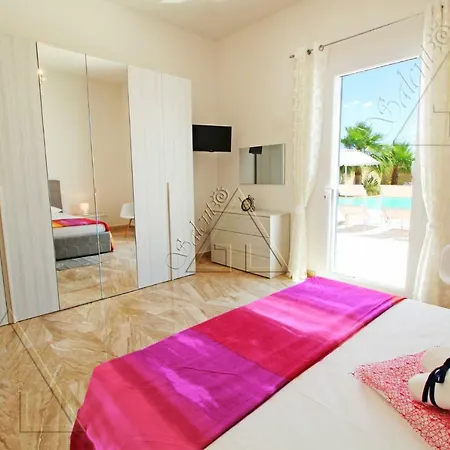 빌라 Gdcasevacanza - Villa Luxury - *